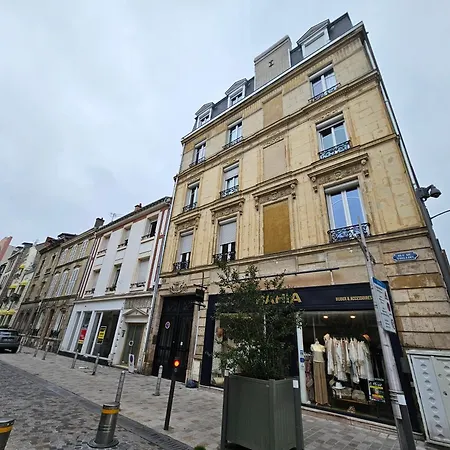 Lejlighed Refuge Urbain - Ideal Pour Familles & Amis - Calme En Plein Centre-ville - Wifi Debit - Netflix - Machine A Laver - Gare, Cathedrale De Reims, Commerces, Restaurants & Transports En Commun Accessibles A Pied En Moins De 10 Minutes