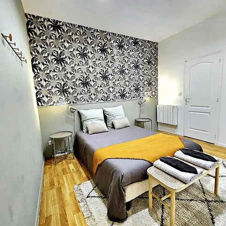 Refuge Urbain - Ideal Pour Familles & Amis - Calme En Plein Centre-ville - Wifi Debit - Netflix - Machine A Laver - Gare, Cathedrale De Reims, Commerces, Restaurants & Transports En Commun Accessibles A Pied En Moins De 10 Minutes Daire Reims