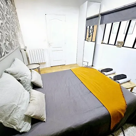 Refuge Urbain - Ideal Pour Familles & Amis - Calme En Plein Centre-ville - Wifi Debit - Netflix - Machine A Laver - Gare, Cathedrale De Reims, Commerces, Restaurants & Transports En Commun Accessibles A Pied En Moins De 10 Minutes *