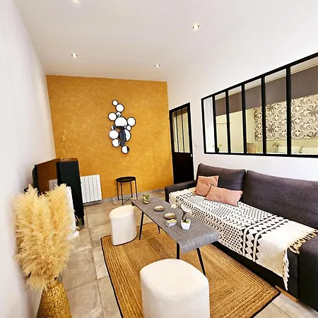 Refuge Urbain - Ideal Pour Familles & Amis - Calme En Plein Centre-ville - Wifi Debit - Netflix - Machine A Laver - Gare, Cathedrale De Reims, Commerces, Restaurants & Transports En Commun Accessibles A Pied En Moins De 10 Minutes Reims