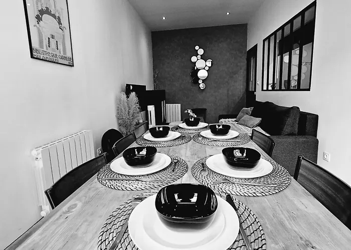 Refuge Urbain - Ideal Pour Familles & Amis - Calme En Plein Centre-ville - Wifi Debit - Netflix - Machine A Laver - Gare, Cathedrale De Reims, Commerces, Restaurants & Transports En Commun Accessibles A Pied En Moins De 10 Minutes Апартаменты *