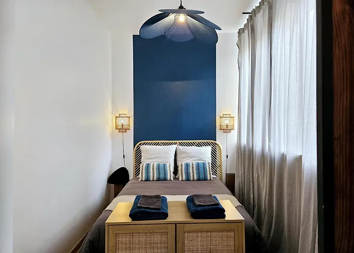 Refuge Urbain - Ideal Pour Familles & Amis - Calme En Plein Centre-ville - Wifi Debit - Netflix - Machine A Laver - Gare, Cathedrale De Reims, Commerces, Restaurants & Transports En Commun Accessibles A Pied En Moins De 10 Minutes *