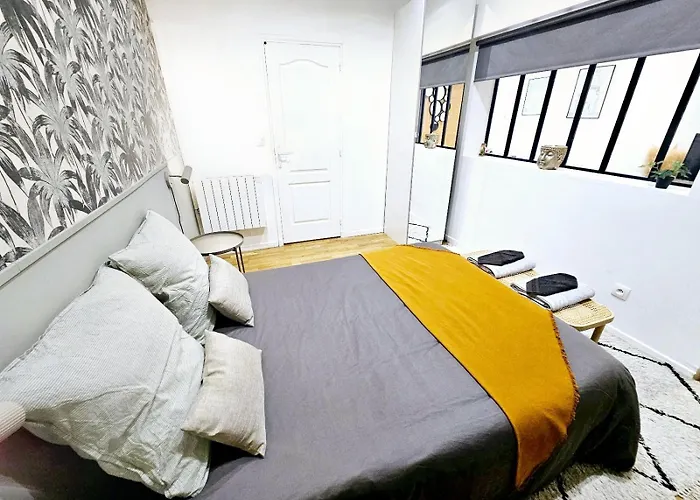 Refuge Urbain - Ideal Pour Familles & Amis - Calme En Plein Centre-ville - Wifi Debit - Netflix - Machine A Laver - Gare, Cathedrale De Reims, Commerces, Restaurants & Transports En Commun Accessibles A Pied En Moins De 10 Minutes *